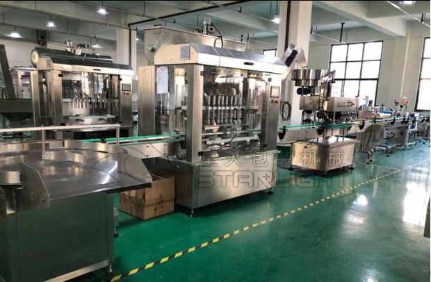 草莓果酱加工生产线